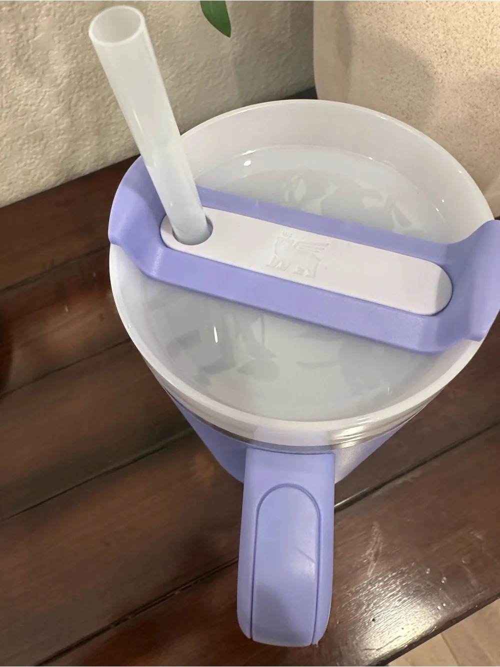 Stanley Hydrangea Lavender Insulated Quencher Tumbler with Handle and Straw - Picture 4 of 7